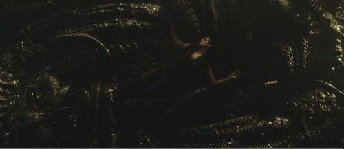 异形4,星际重生，复仇之火燃遍宇宙