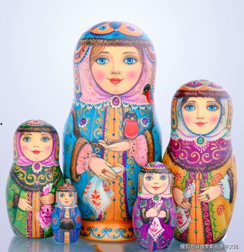 微笑的套娃